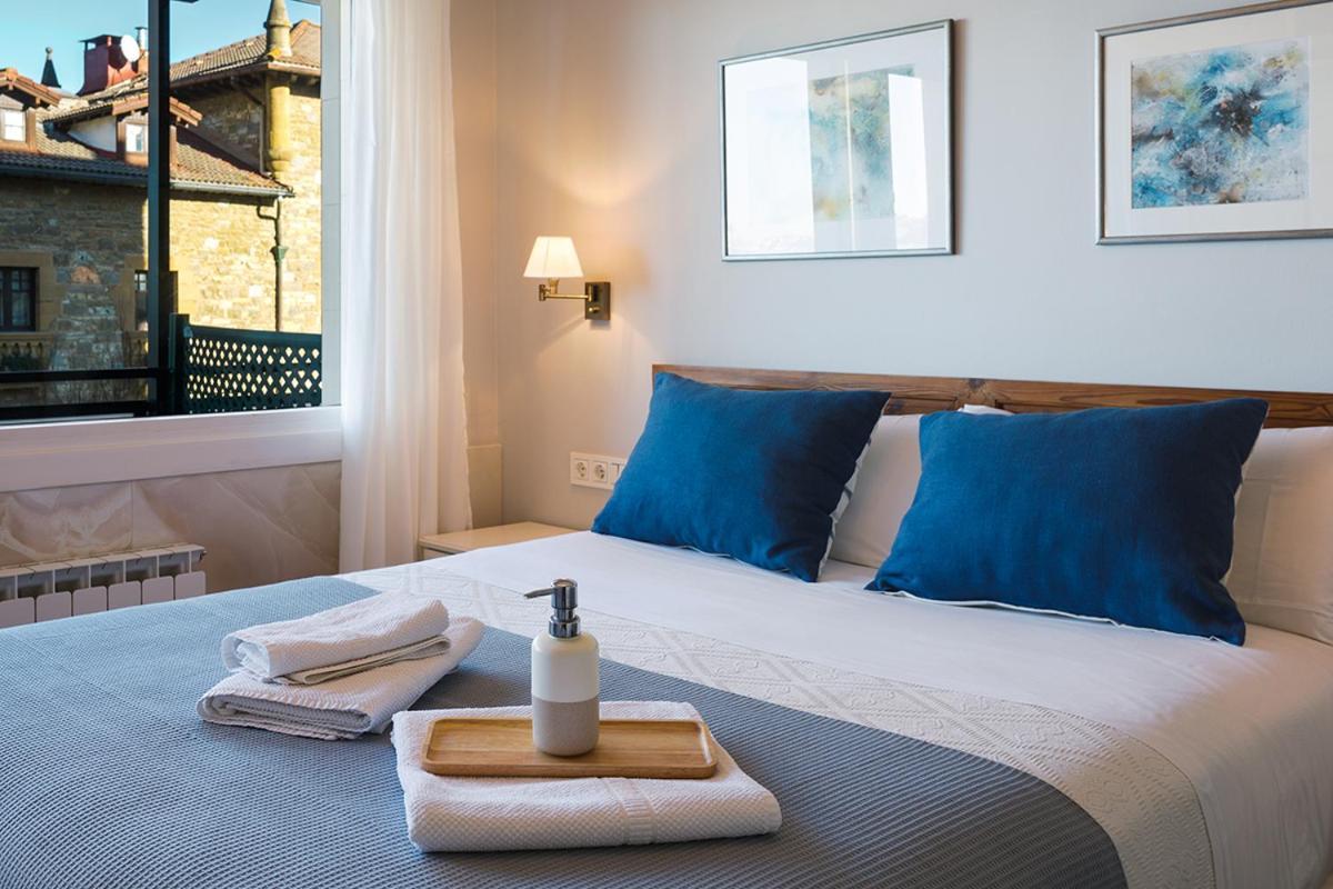 Pension Zarauz Playa Екстериор снимка