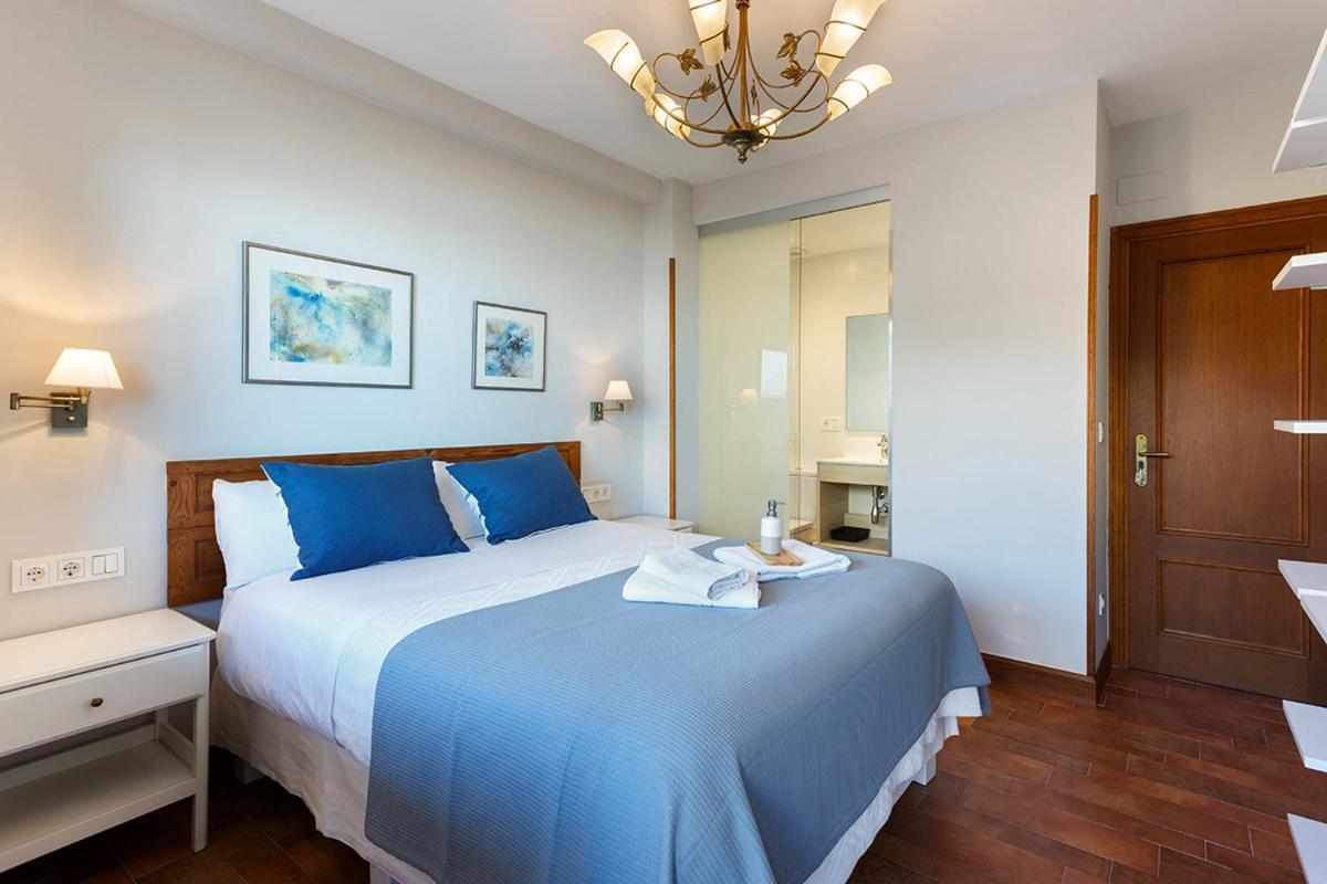 Pension Zarauz Playa Екстериор снимка